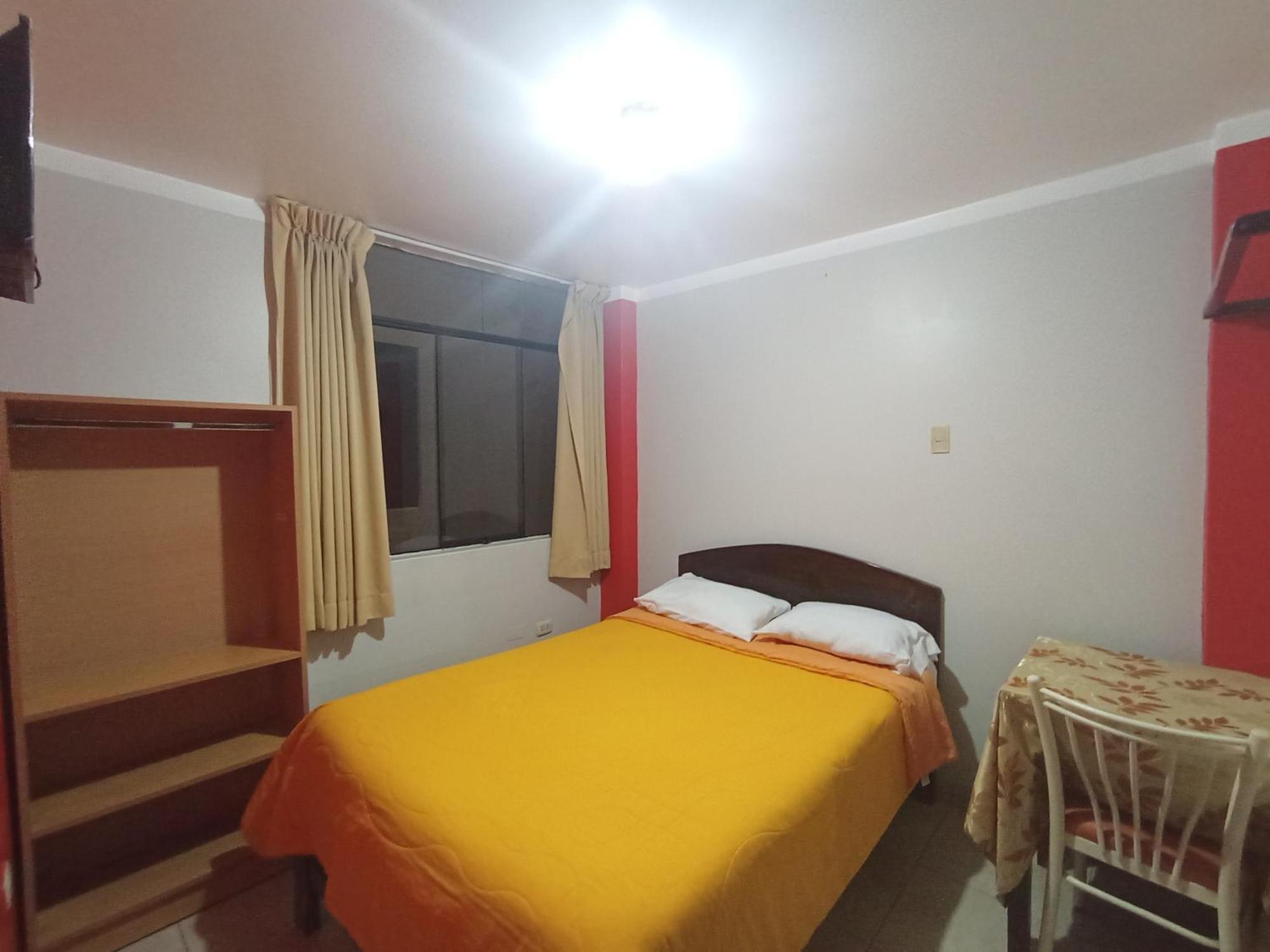 Hotel Los Gladiolos กาฮามาร์กา ภายนอก รูปภาพ