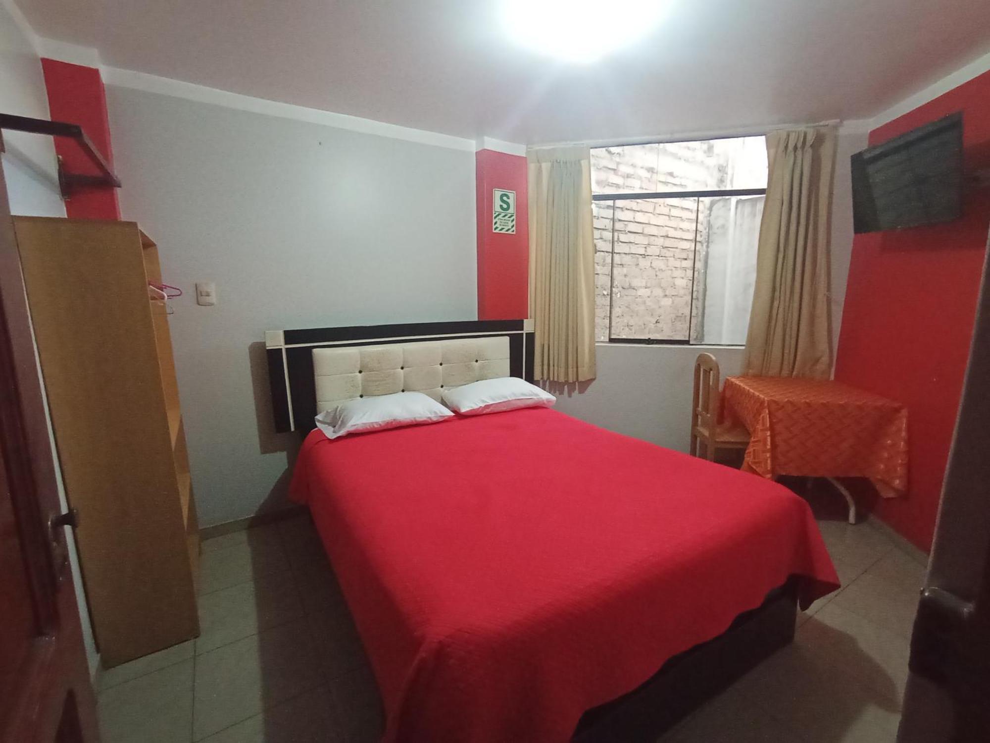 Hotel Los Gladiolos กาฮามาร์กา ภายนอก รูปภาพ