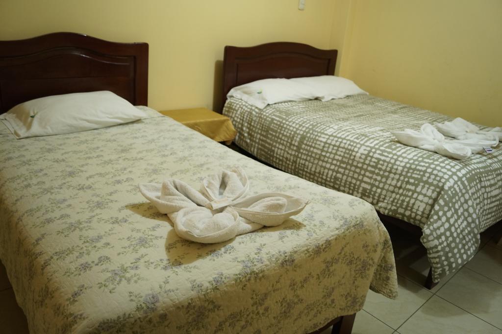 Hotel Los Gladiolos กาฮามาร์กา ภายนอก รูปภาพ