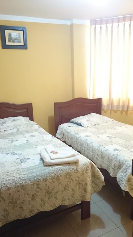 Hotel Los Gladiolos กาฮามาร์กา ห้อง รูปภาพ