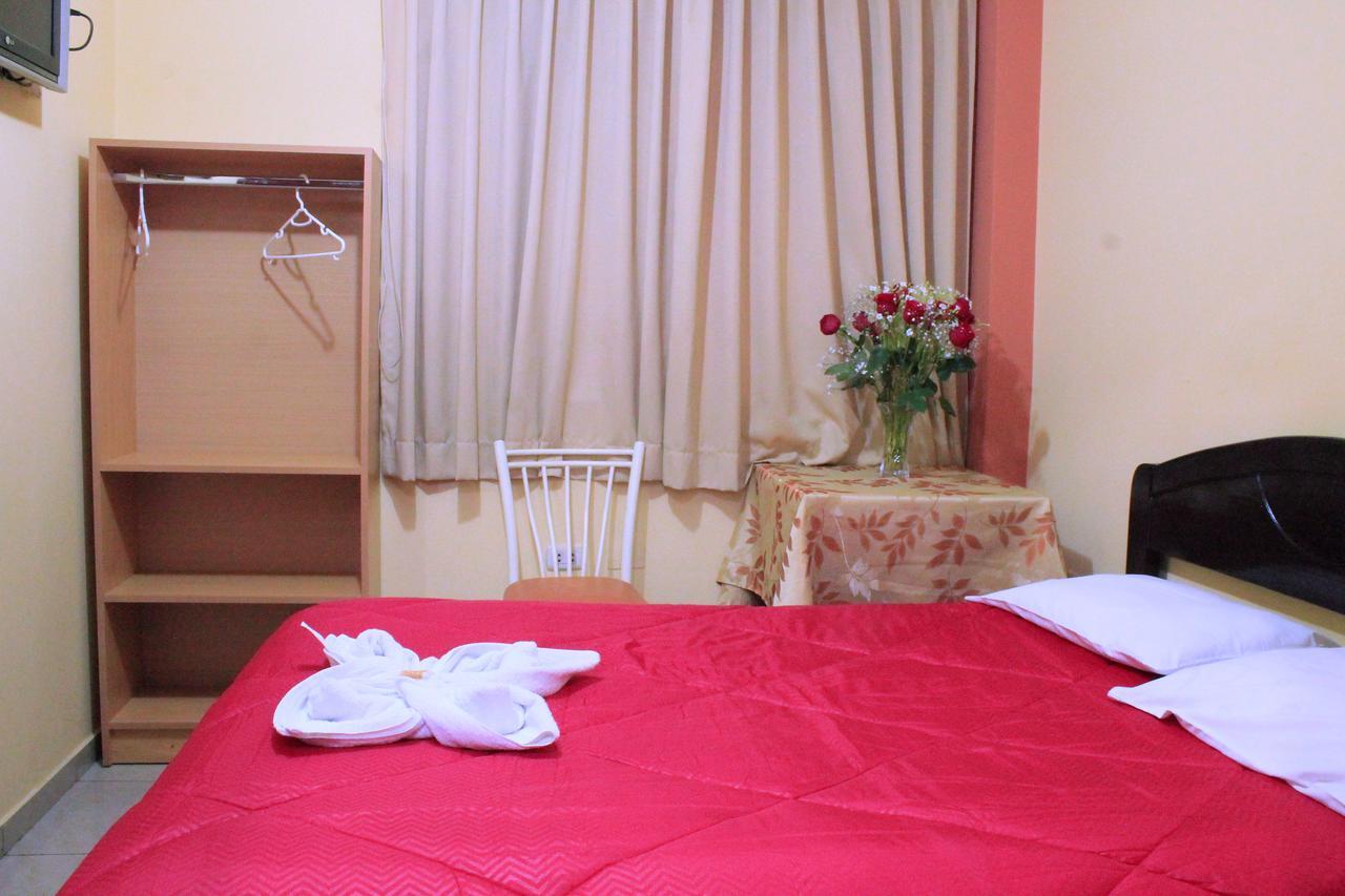 Hotel Los Gladiolos กาฮามาร์กา ภายนอก รูปภาพ